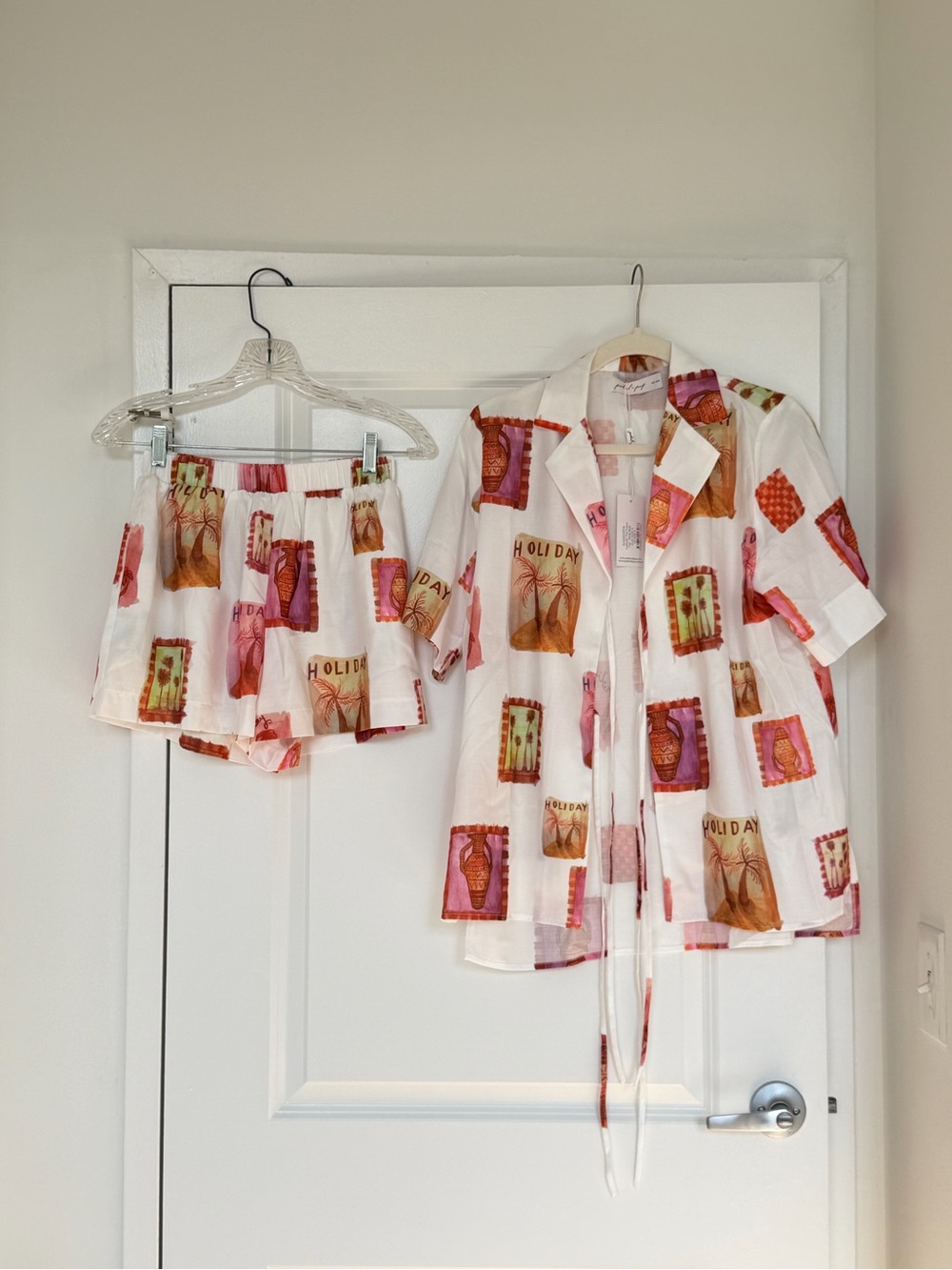 Petal & Pup White Shorts with Pink and Orange Holiday Print